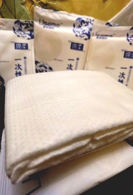 Non Woven Disposable Bath Towel Soft Large Disposable Spa Towels Bath Water Body Dry